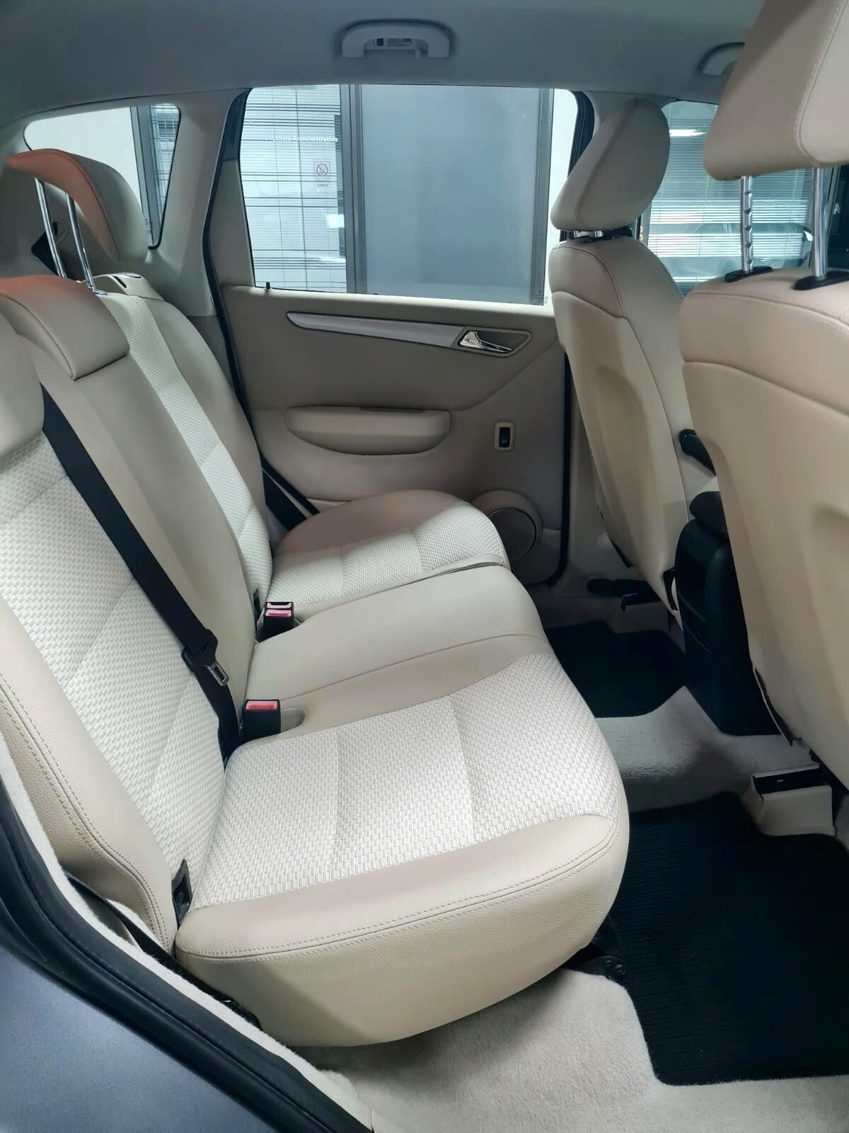 MERCEDES-BENZ A 180 CDI 109CV PREMIUM NEOPATENTATI