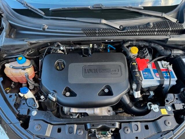 Lancia Ypsilon 0.9 TwinAir 85 CV 5 porte Metano Ecochic Elefantino