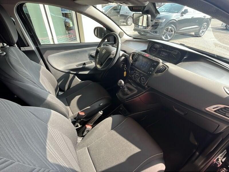 Lancia Ypsilon Ypsilon 1.0 FireFly 5 porte S&S Hybrid Ecochic Gold