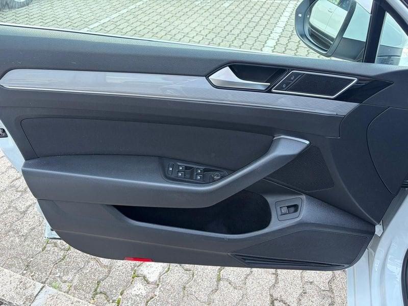Volkswagen Passat Variant 2.0 tdi Business 150cv dsg