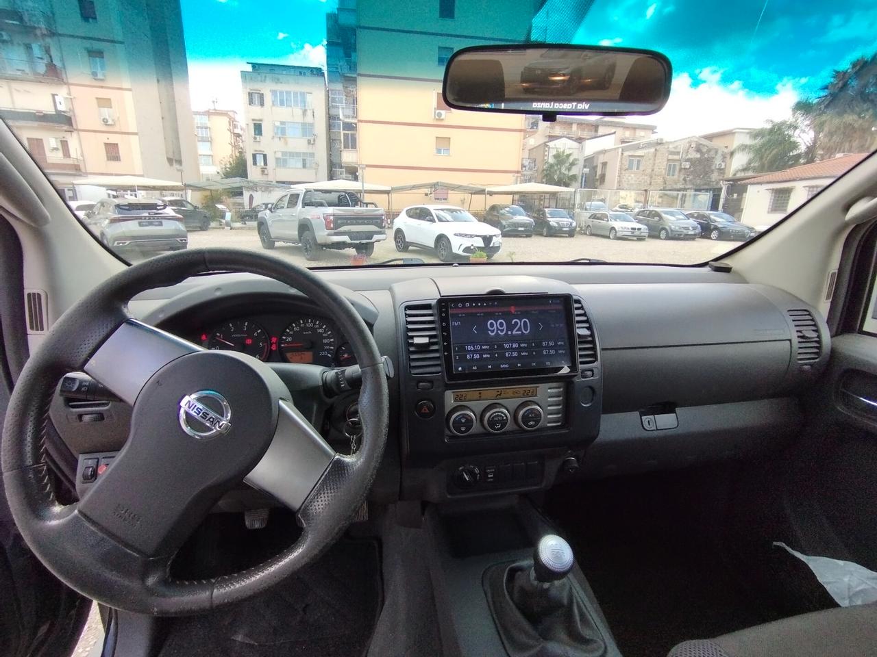 Nissan Navara 2.5 dCi 4 porte Double Cab