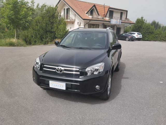 TOYOTA RAV 4 Luxury 2.2 D-CAT