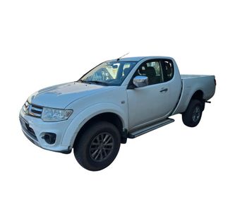 Mitsubishi L200 2.5 DI-D/136CV SC Inform DPF