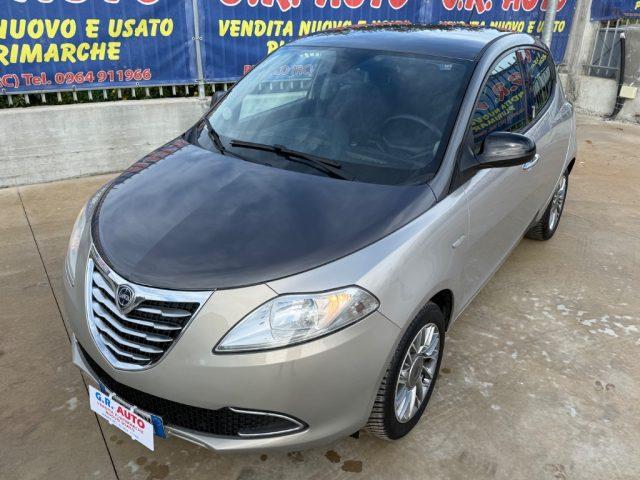 LANCIA Ypsilon 1.2 69 CV 5 porte Gold BICOLOR