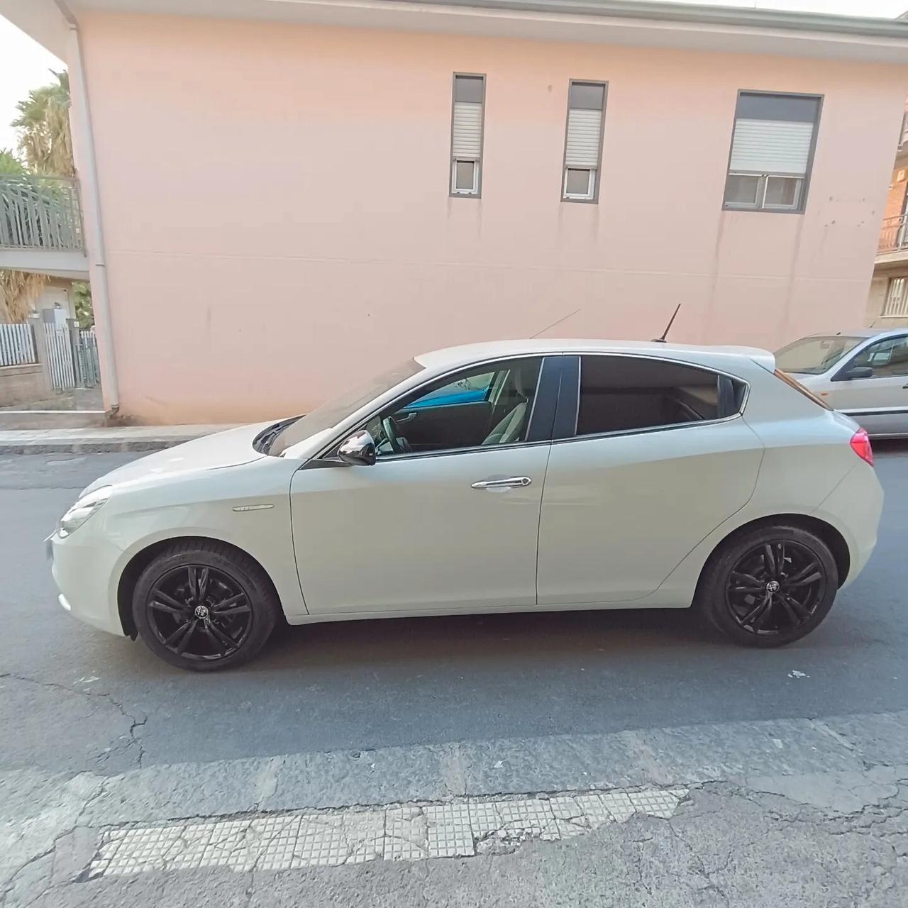 Alfa Romeo Giulietta 1.6 105Cv Unicoproprietario FULL OPT!!