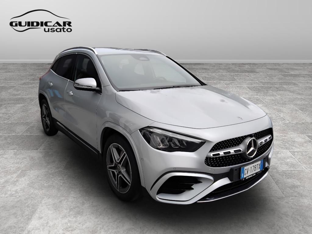 Mercedes-Benz GLA-H247 2023 - GLA 180 d AMG Line Advanced Plus auto