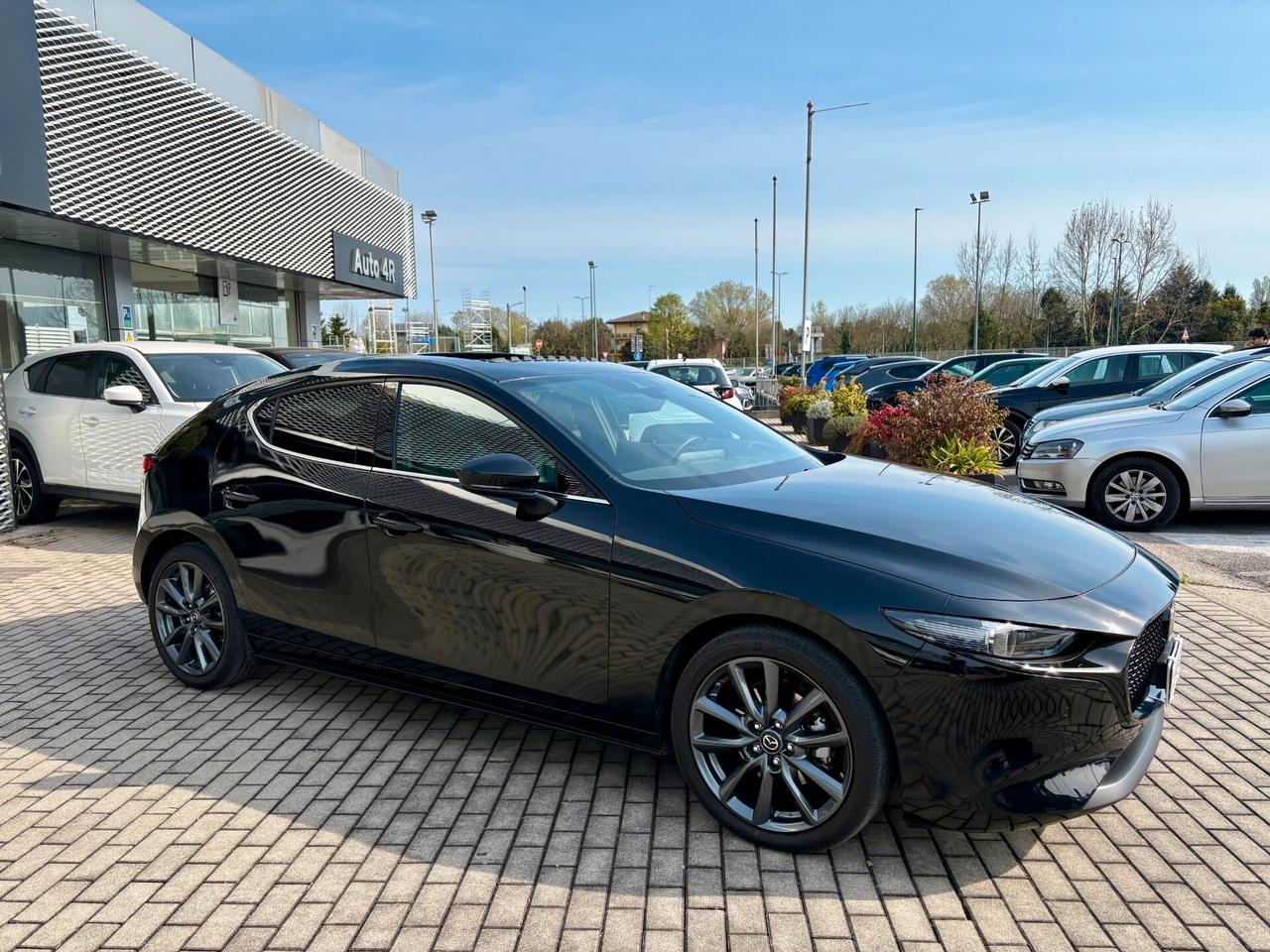 Mazda 3 Mazda3 2.0L e-Skyactiv-G M Hybrid Exclusive