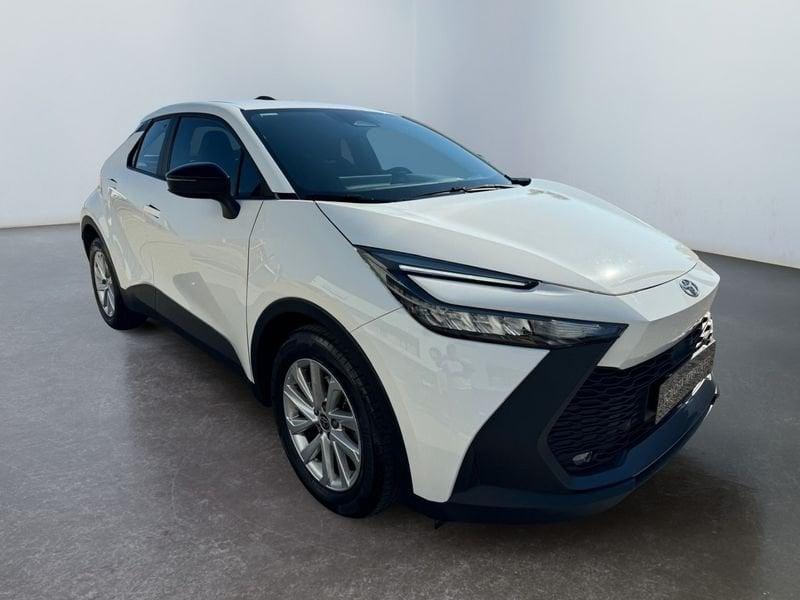 Toyota C-HR 1.8 HV E-CVT Active
