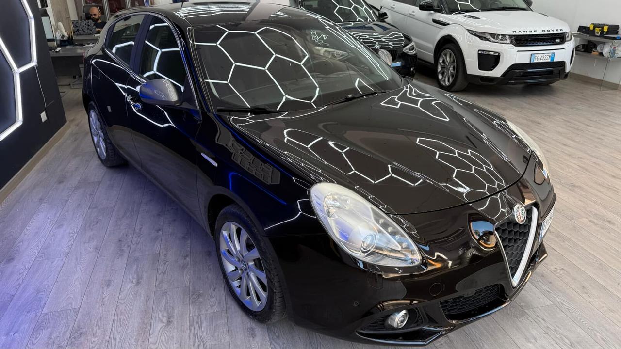 Alfa Romeo Giulietta 1.6 JTDm-2 105 CV Exclusive