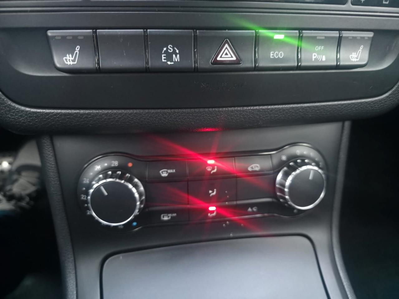 Mercedes-benz B 180 CDI BlueEFFICIENCY Premium