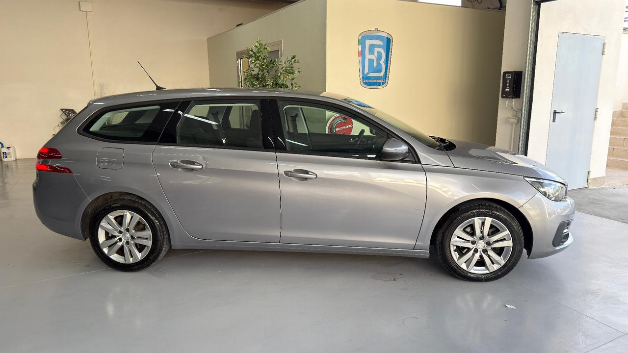 Peugeot 308 BlueHDi 130 S&S SW Allure