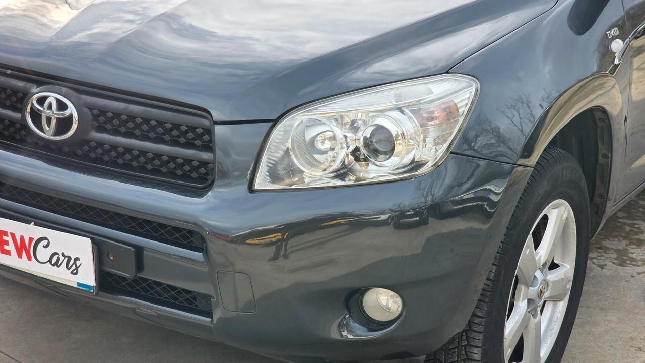 Toyota RAV 4 RAV4 2.2 D-4D 136 CV Luxury