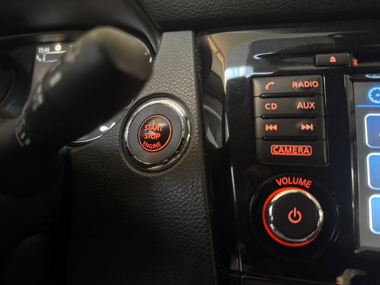 Nissan Qashqai 1.6 dCi 4WD 360