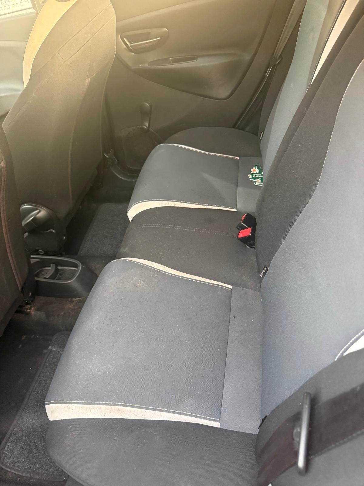 Lancia Ypsilon 0.9 TwinAir 85 CV 5 porte Metano Ecochic Gold