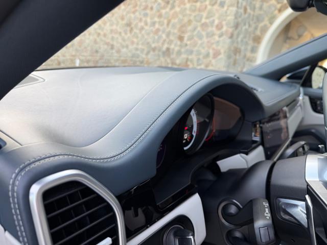 PORSCHE Cayenne COUPE' 3.0 V6 PLATINUM EDITION FULL+PRONTA CONSEG