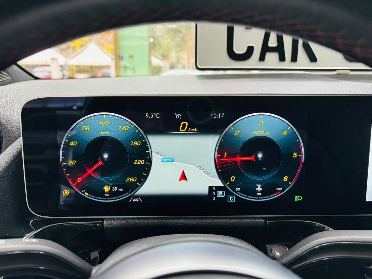 Mercedes Classe B 180d Premium AMG Automatica Full