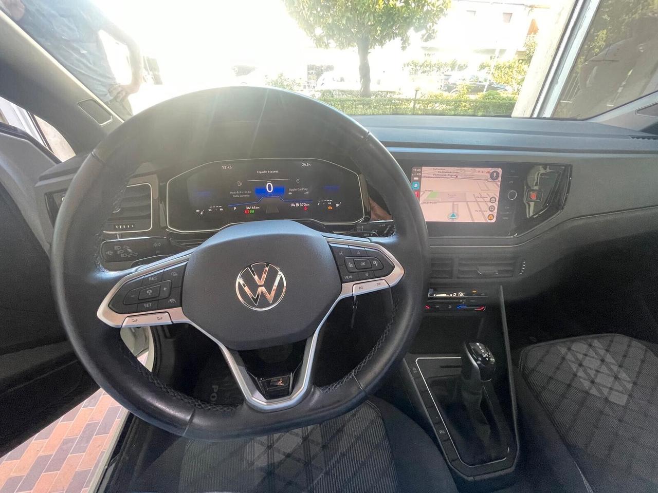 Volkswagen Polo 1.0 TSI DSG R-Line