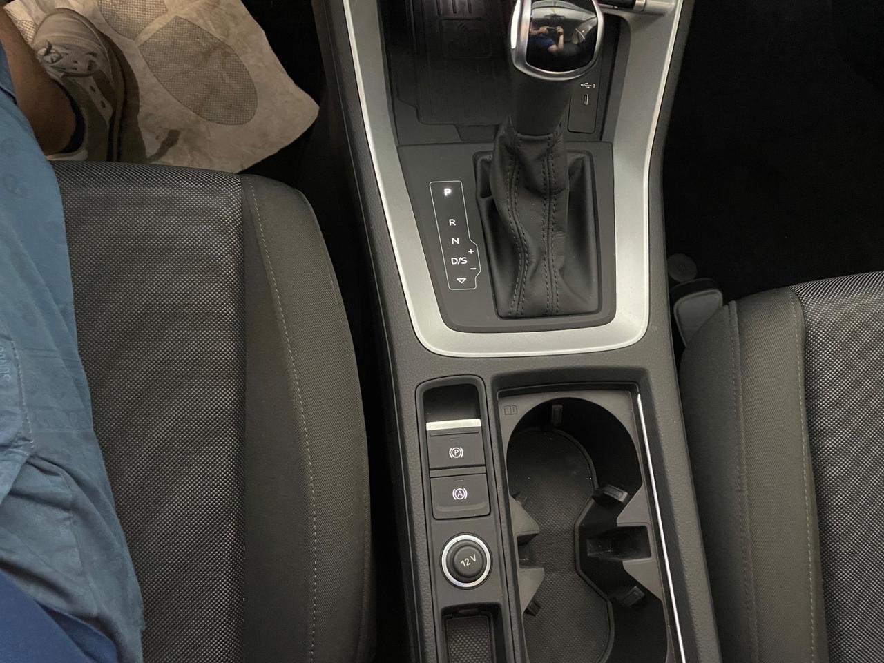Audi Q3 35 TDI quattro S tronic Business