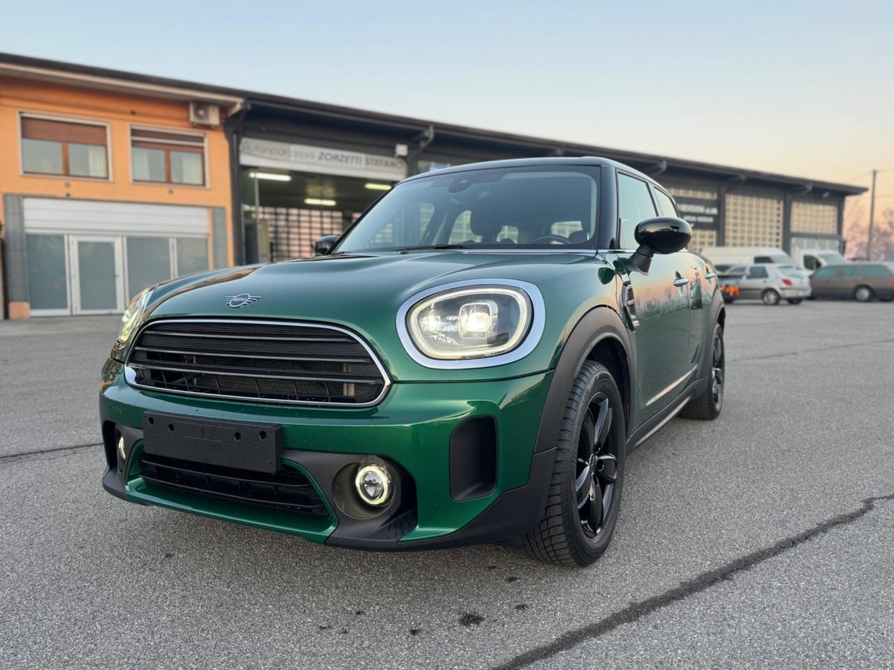 Mini Cooper Countryman 1.5 Essential 136cv final edition