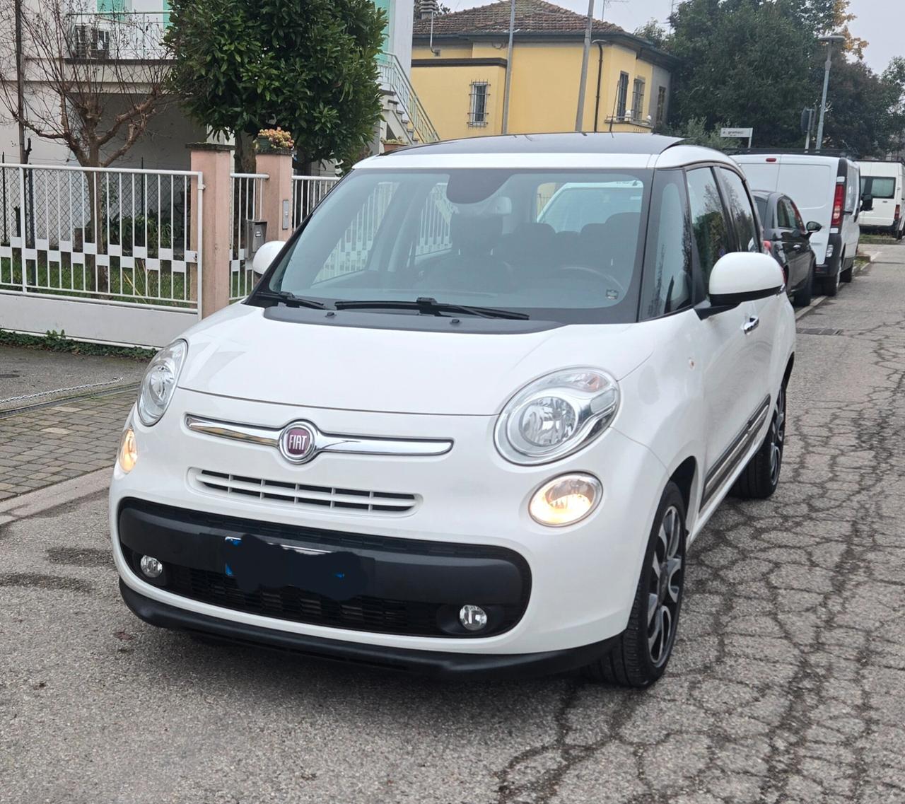 Fiat 500L 1.6 Multijet 105 CV Panoramic Edition Bianco Gelato