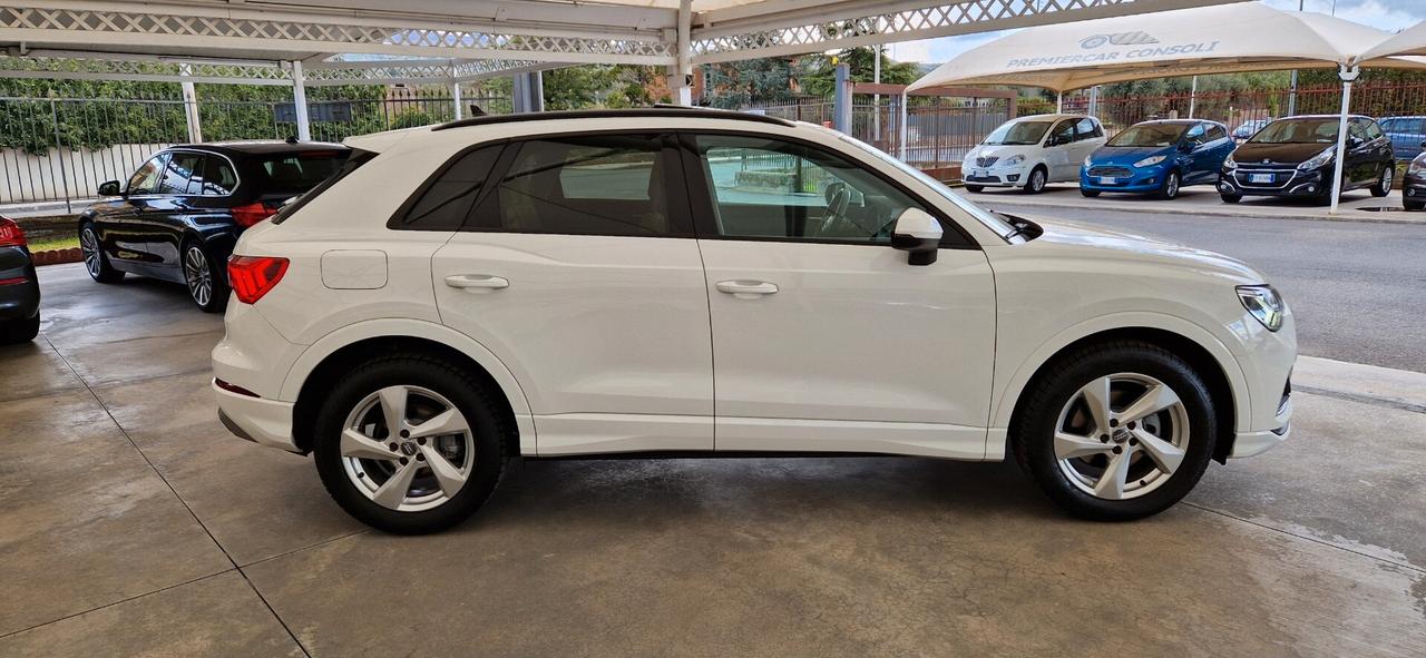 Audi Q3 35 TDI S tronic Sport * Panorama-Virtual-Led *