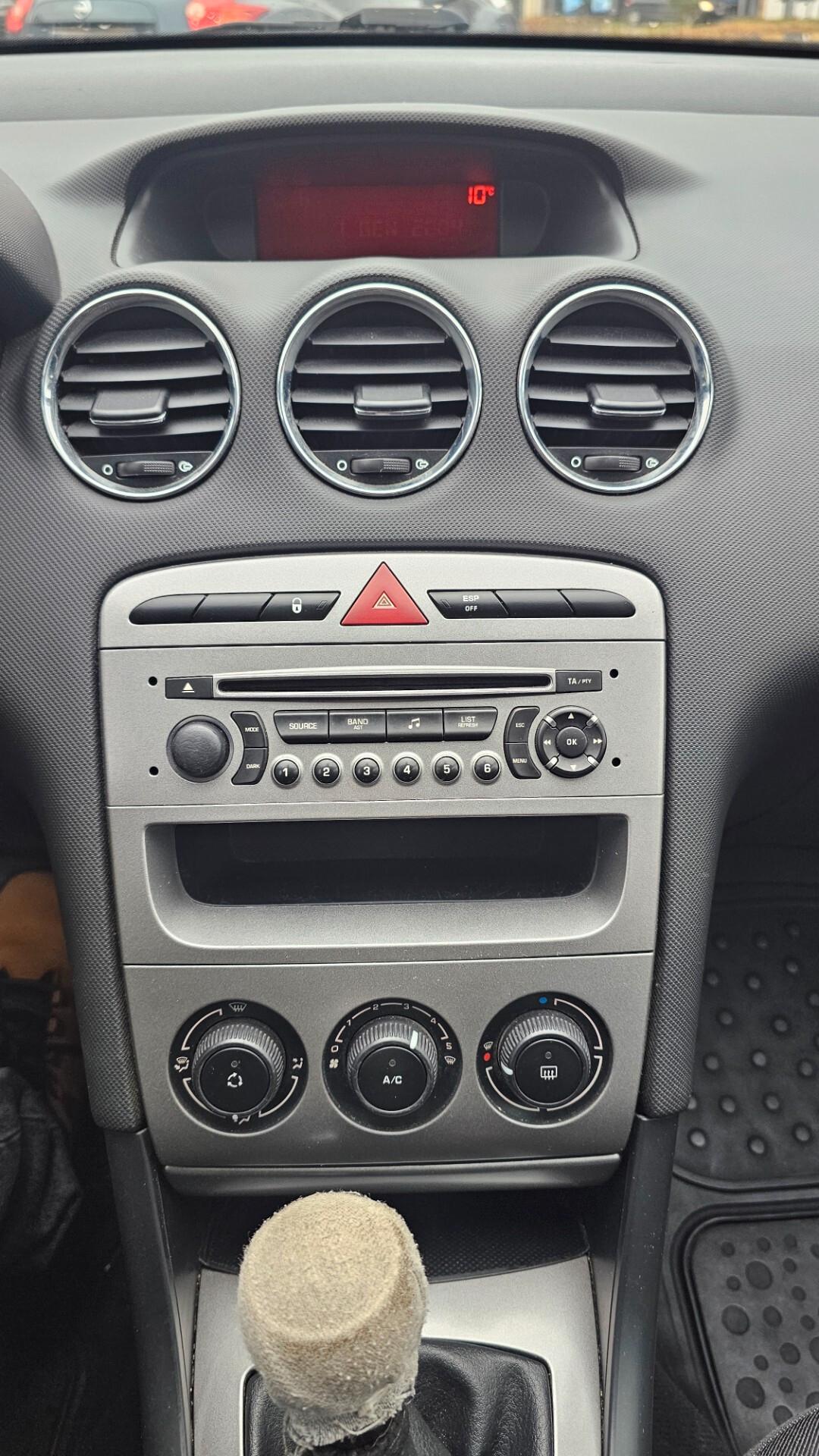 Peugeot 308 1.6 HDi 90CV 5p. Tecno