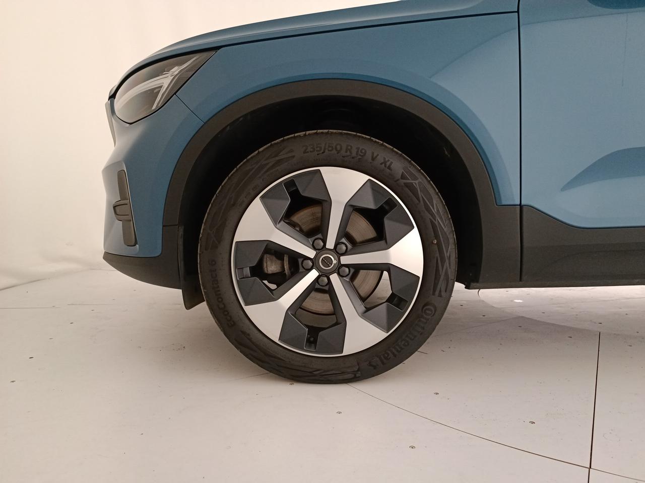 VOLVO XC40 2023 - XC40 2.0 b3 Core auto