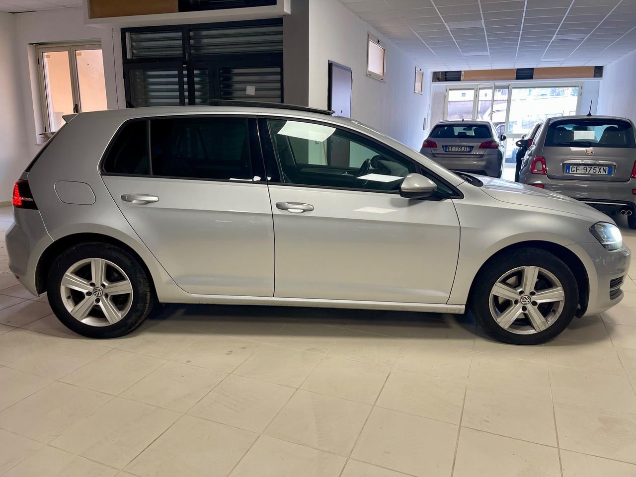 Volkswagen Golf 2.0 TDI 5p. Highline BlueMotion Technology