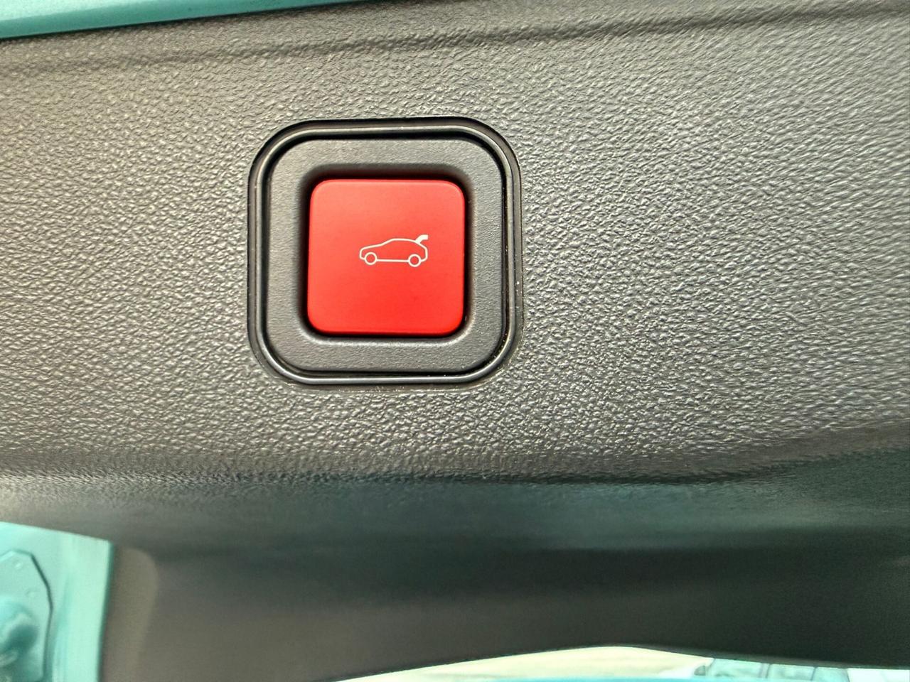 Jeep AVENGER TURBO KM. 35.000 08/2023