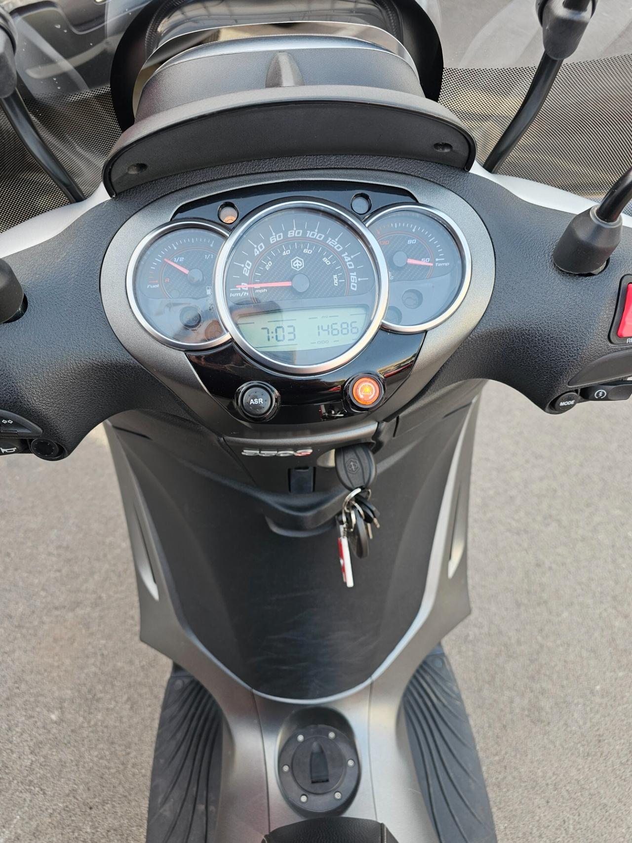 Piaggio Beverly 350 SPORT