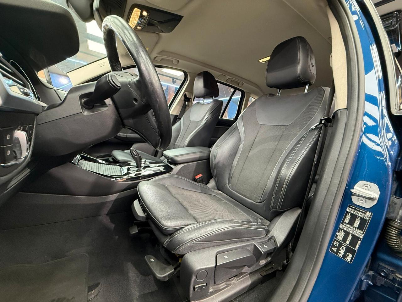 Bmw X3 xDrive20d Luxury (322)