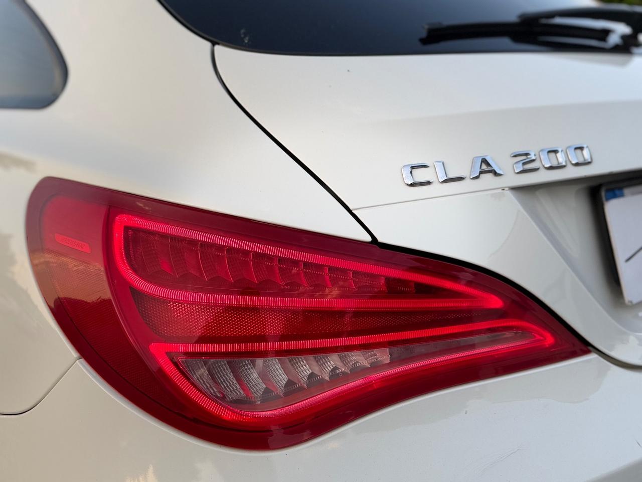 Mercedes-benz CLA 200 CDI Premium AMG 2015