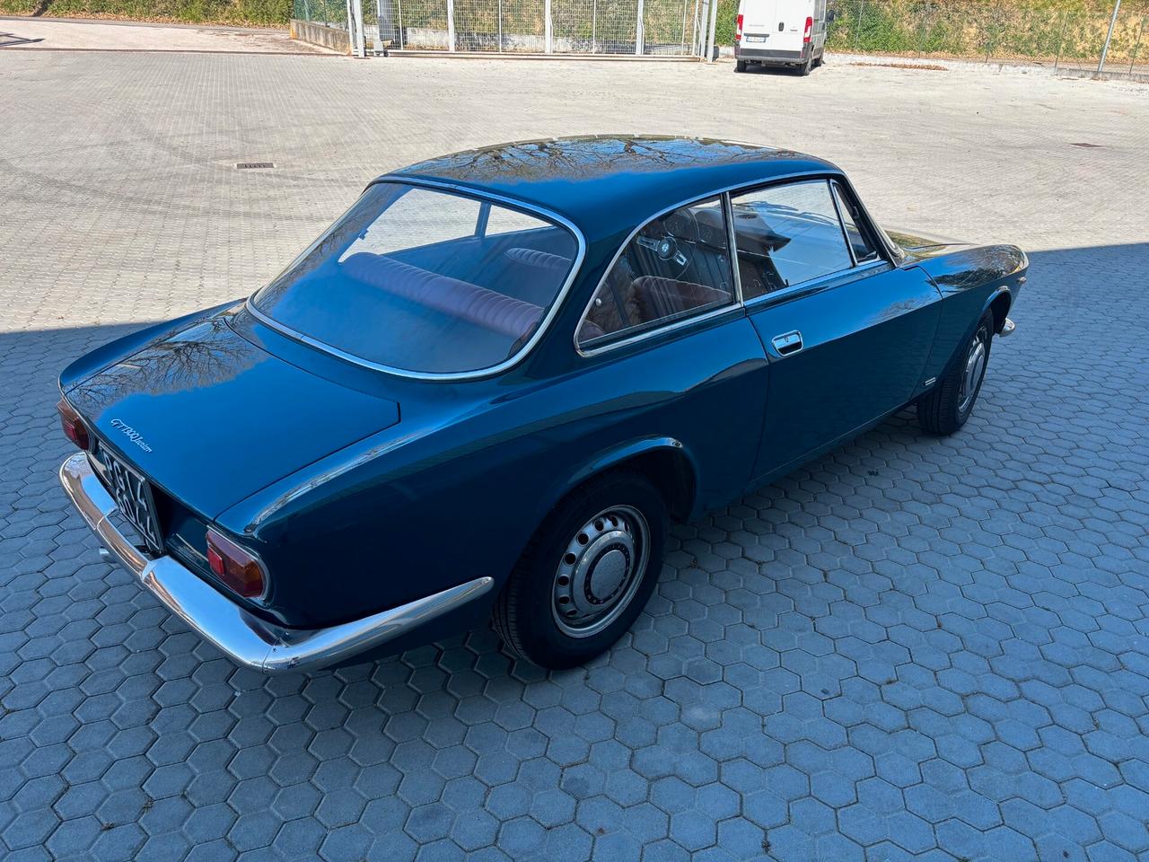 Alfa Romeo GT scalino