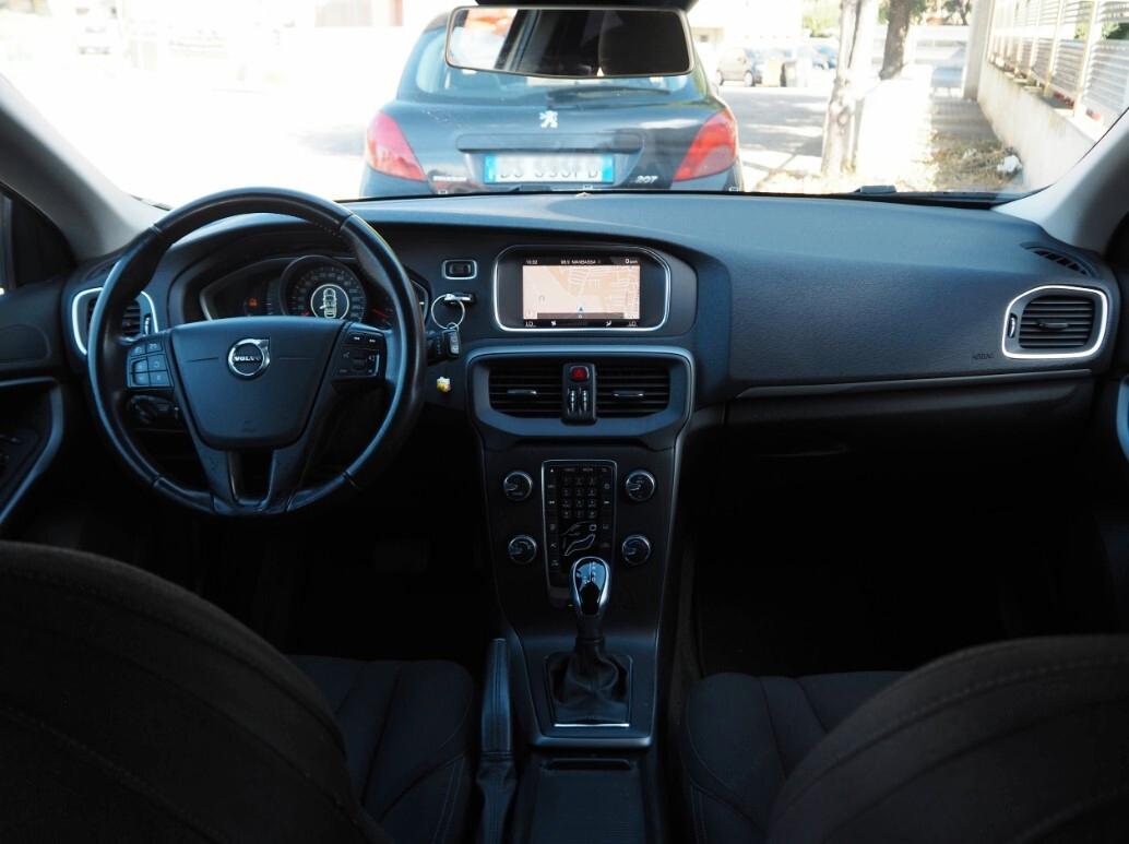 Volvo V40 D2 Geartronic Business