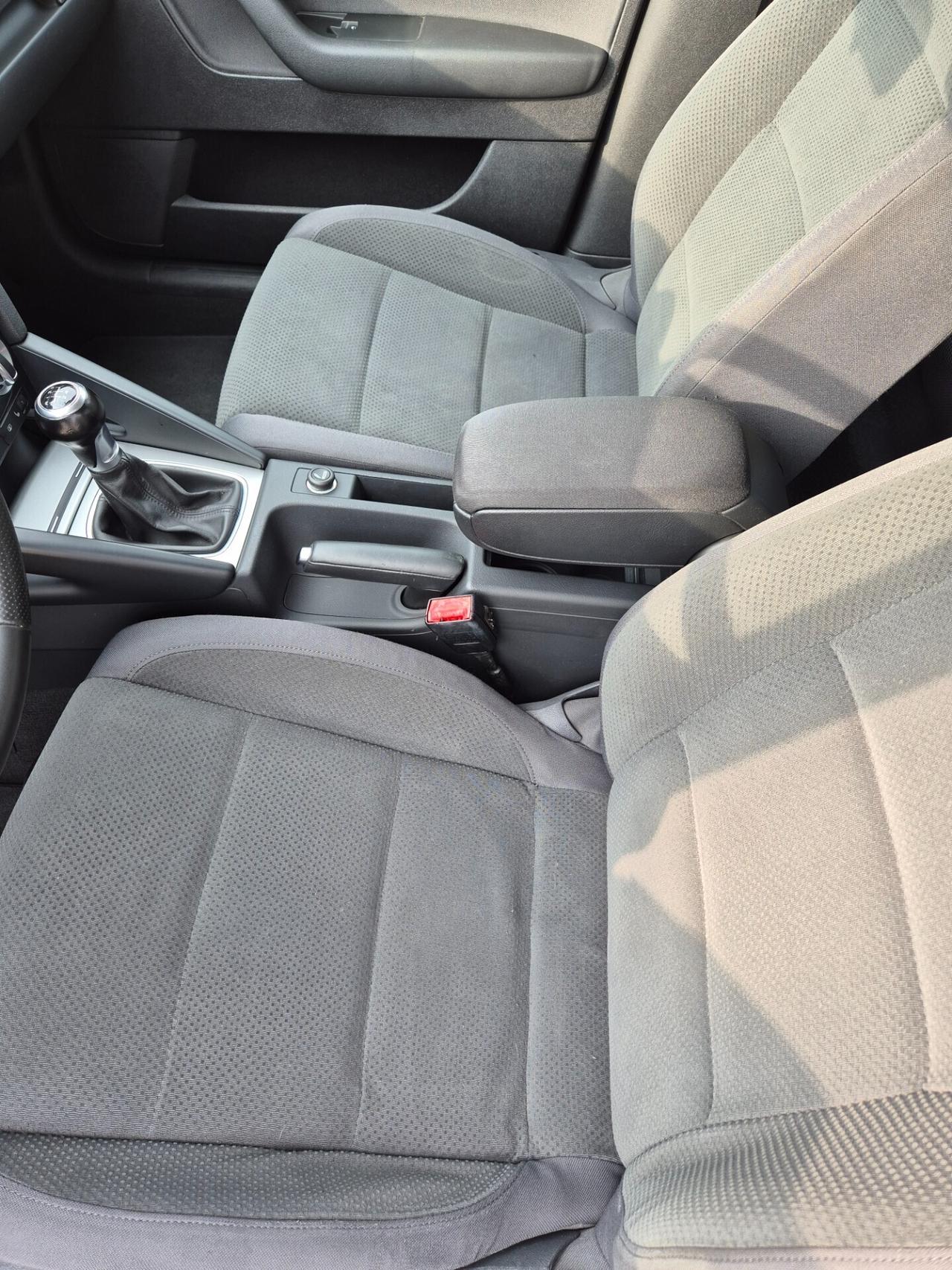 Audi A3 SPB 1.6 TDI 105 CV CR Ambition