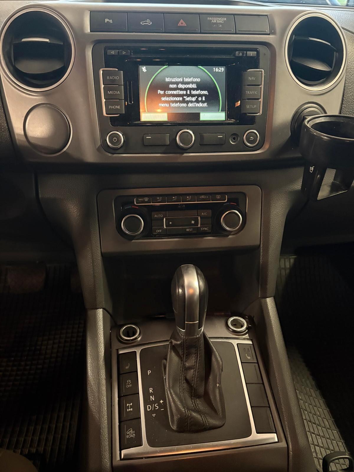 VOLKSWAGEN AMOROK 4x4 PICK-UP Posti 5 DOPPIA CABINA CAMBIO AUT. GANCIO TRAINO Diesel 2.0 Km 211.899