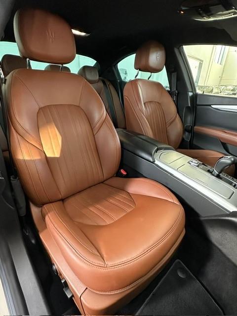 Maserati Ghibli V6 430 CV Q4 Granlusso