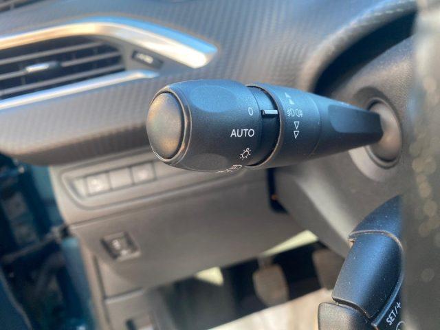 PEUGEOT 2008 Allure *NAVI*RETROCAMERA*VETRI OSCURATI*LEGA