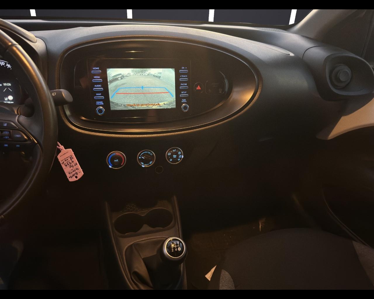 TOYOTA Aygo X - Aygo X 1.0 VVT-i 72 CV 5 porte Lounge