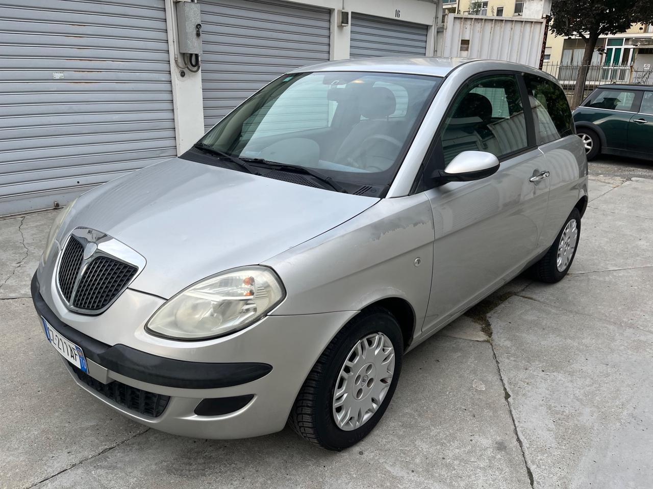 Lancia Ypsilon 1.2 Benzina