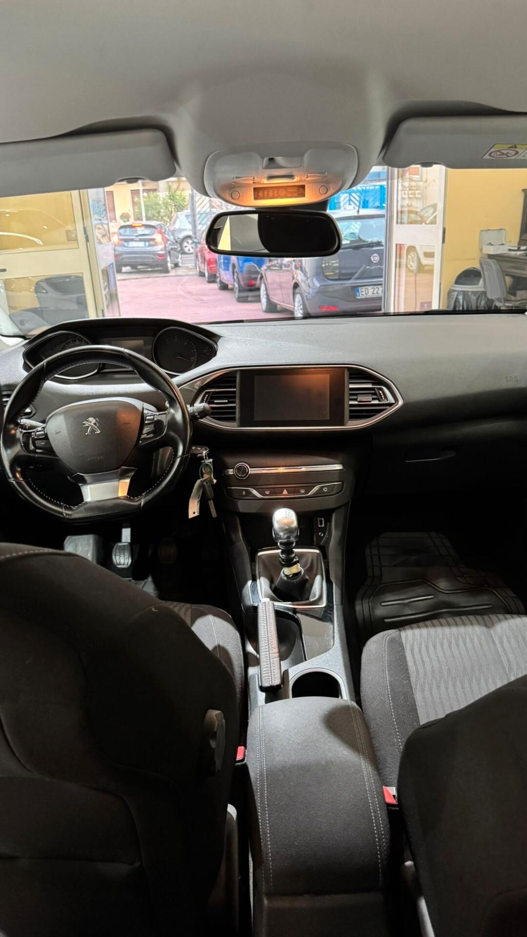 Peugeot 308 BlueHDi 120 S&S EAT6 GT Line