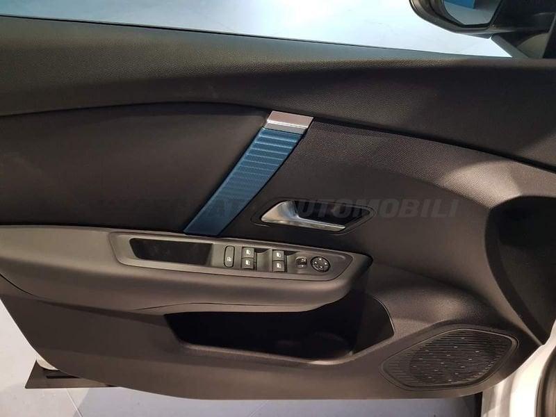 Citroën e-C4 motore elettrico 136 CV Shine