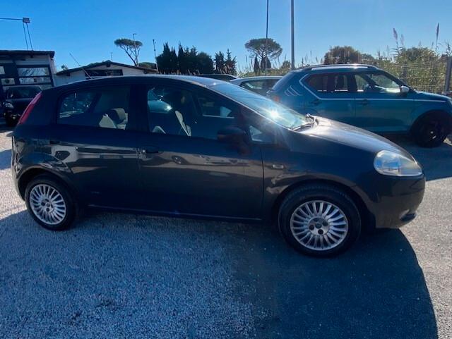 Fiat Grande Punto Grande Punto 1.4 5 porte Dynamic CARROZZERIA DA RIVEDERE