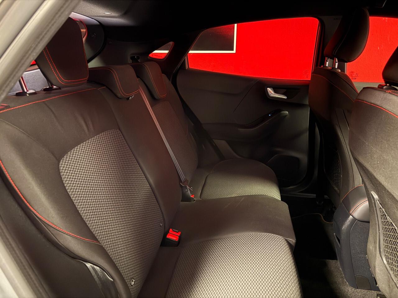 Ford Puma 1.0 EcoBoost Hybrid 125 CV S&S ST-Line