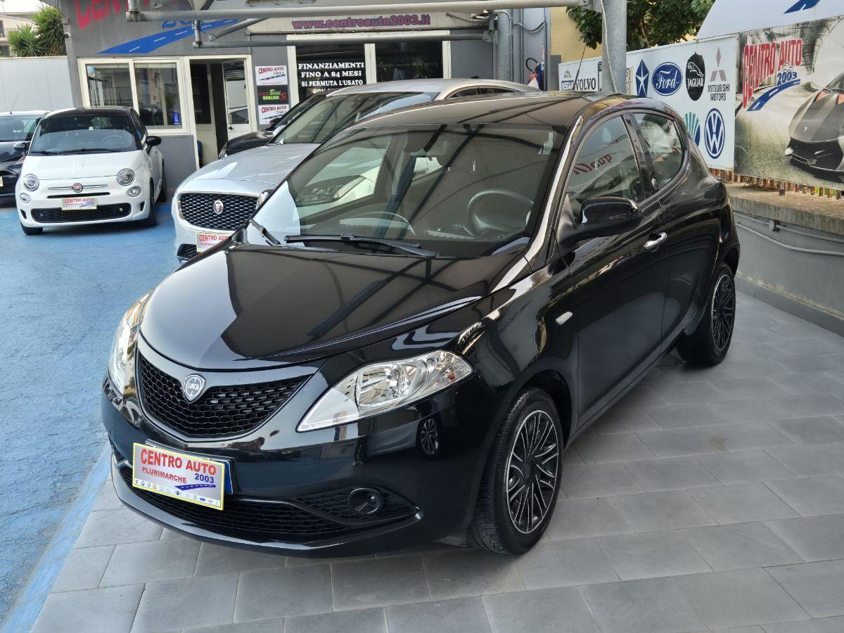 LANCIA - Ypsilon - 1.2 69 CV 5p. GPL Ecochic Gold