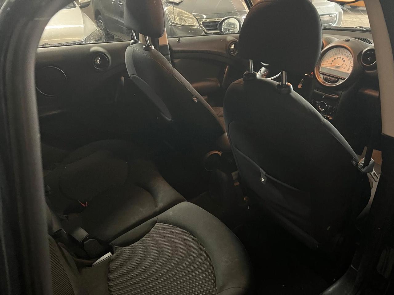 Mini Cooper D Countryman Classic-1.6 one D-2012