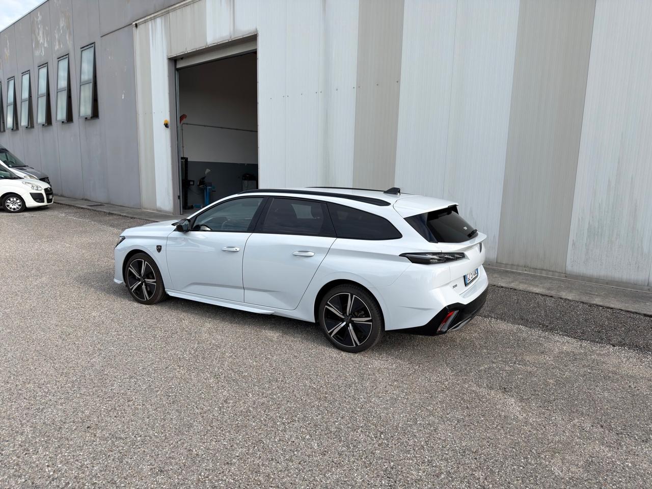 Peugeot 308 BlueHDi 130 S&S EAT8 SW GT