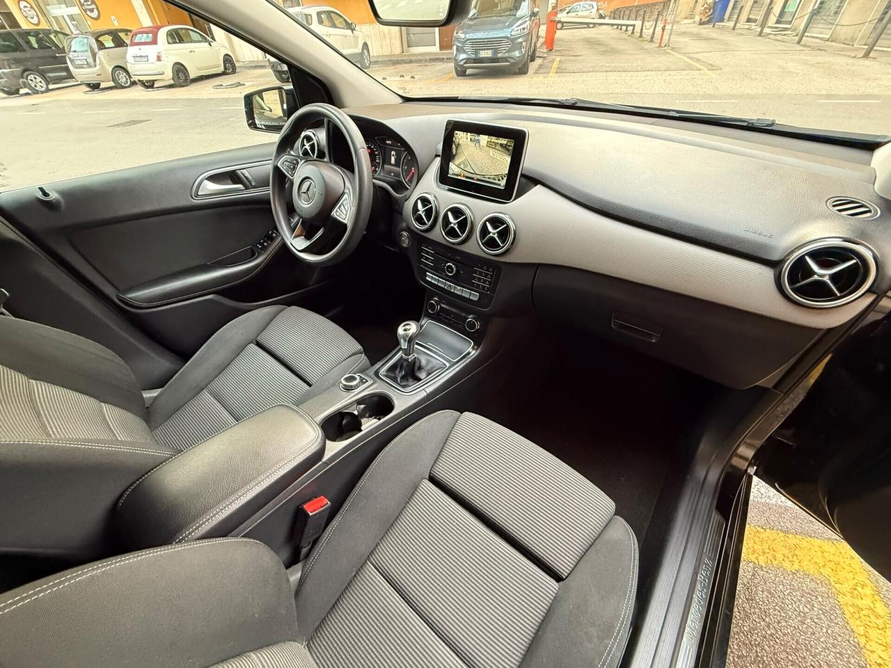Mercedes-benz B 180D 1.5 CDI Premium