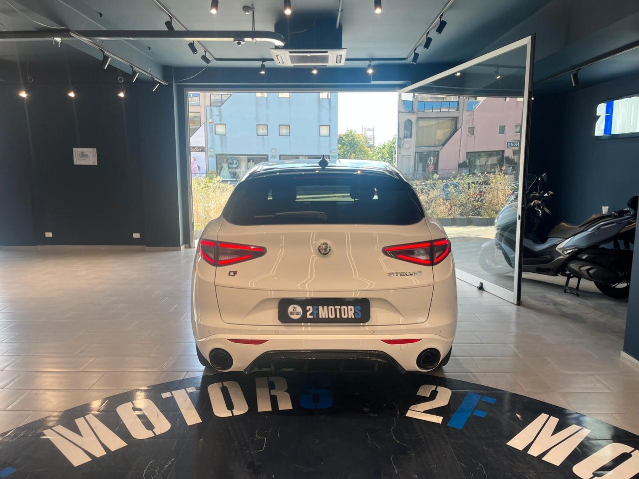 Alfa Romeo Stelvio 2.2 Turbodiesel 210 CV AT8 Q4 Veloce