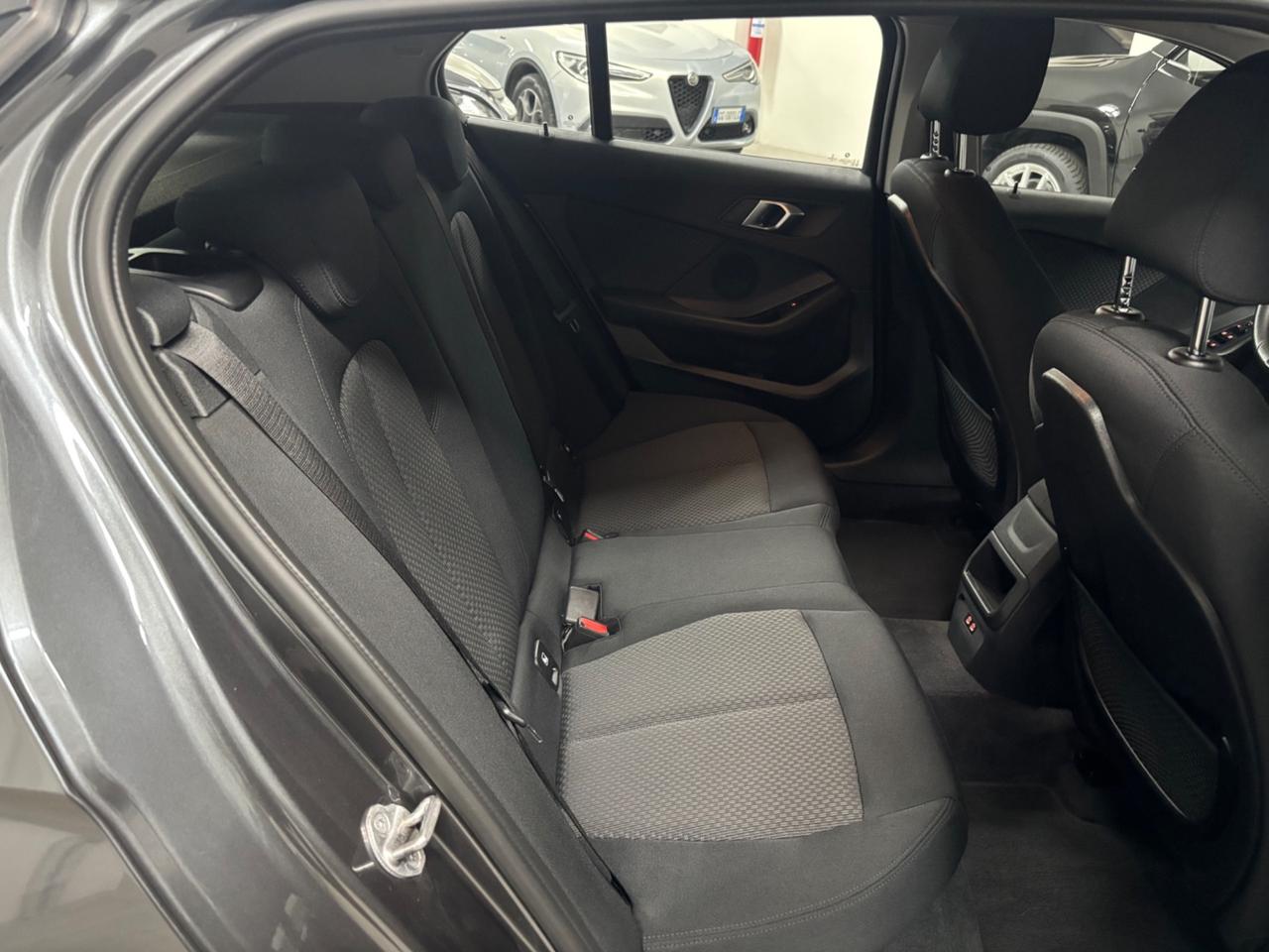 Bmw 116 116d 5p. Business Advantage Automatica